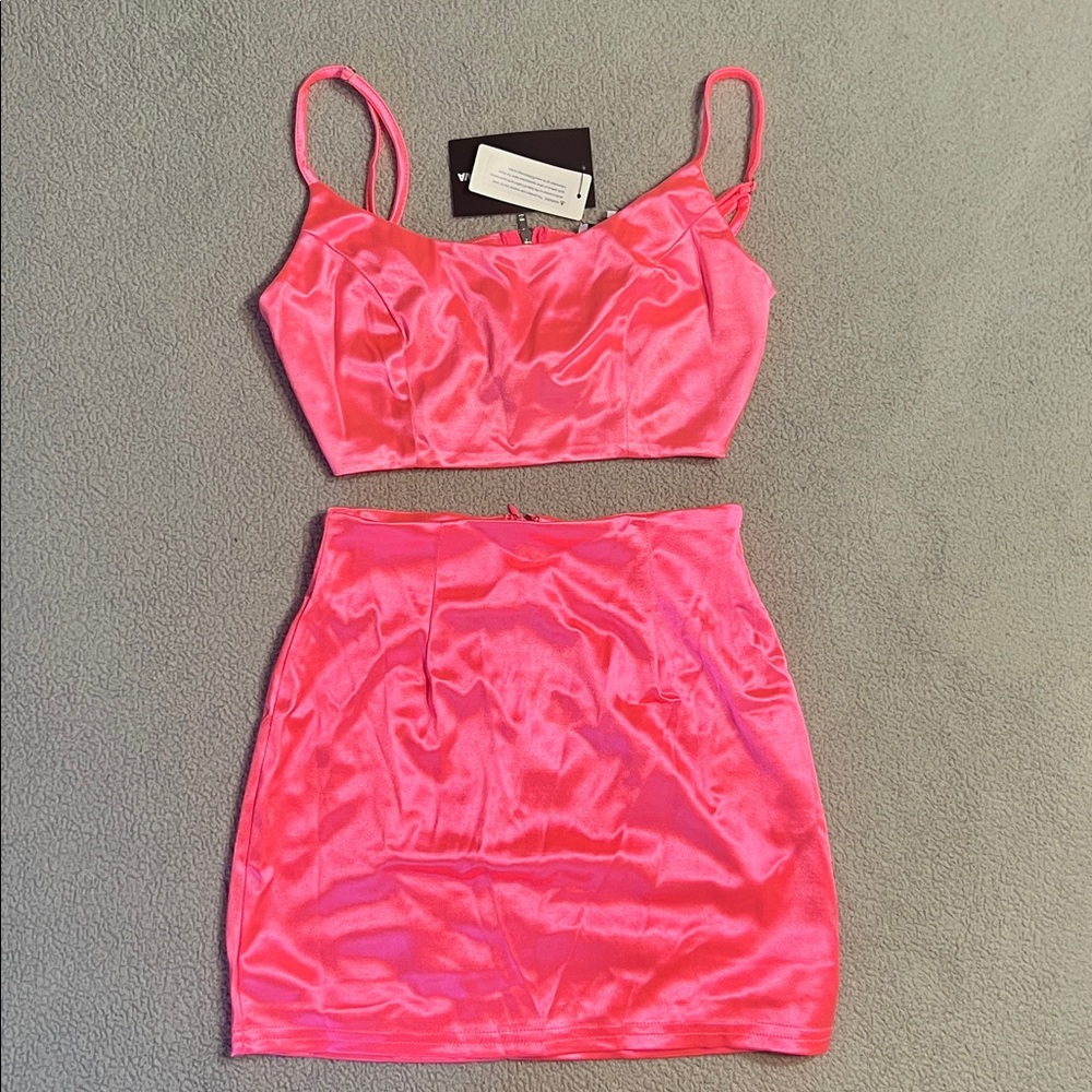 Fashion Nova Neon Pink 2 Piece Skirt Set XS NWT Glow in the Dark